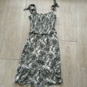 Printed mid length dress